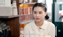 何超莲爆料爸爸是谁啊视频,爸爸身份大揭秘！